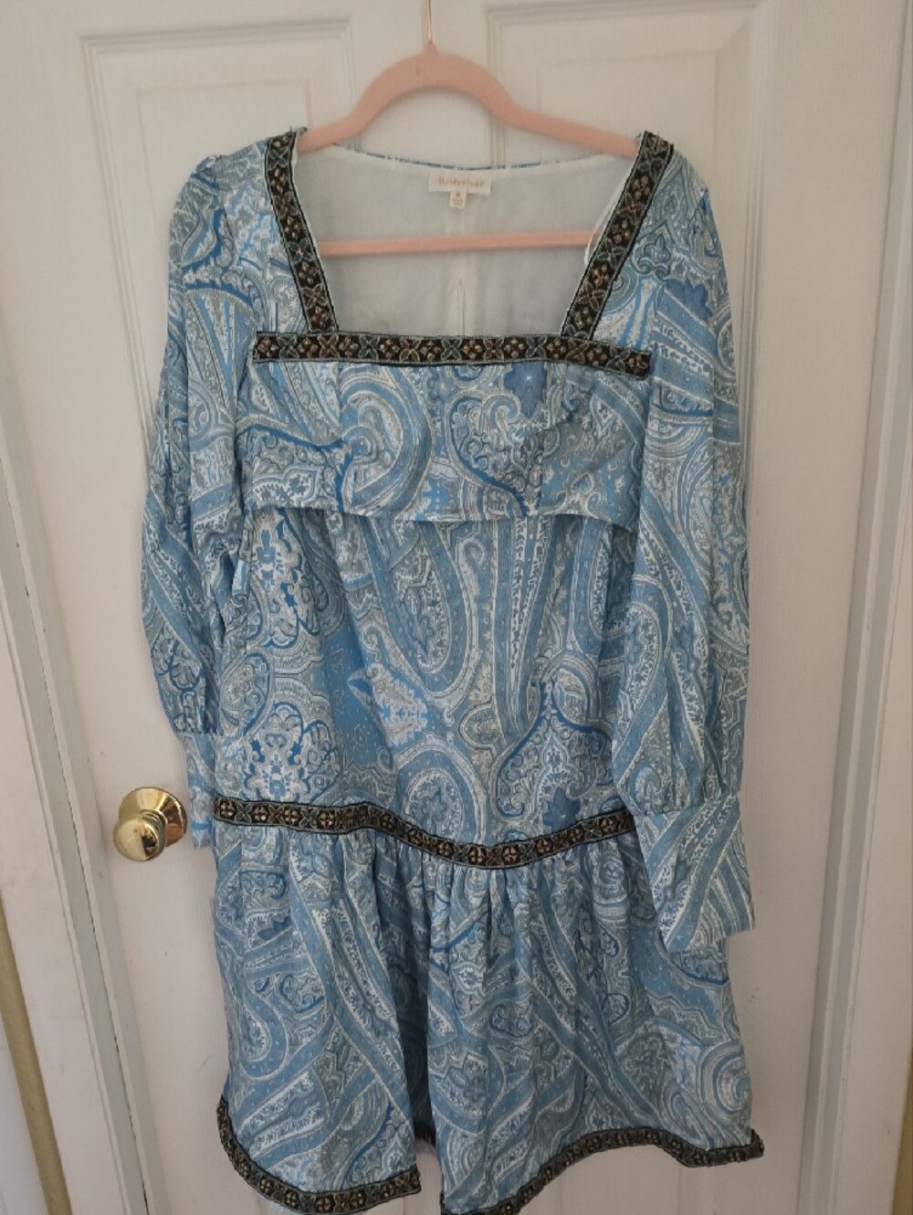 NWT Rosevelvet Pale Blue Paisley Top & Skirt Set w Decorative Trim Size Medium
